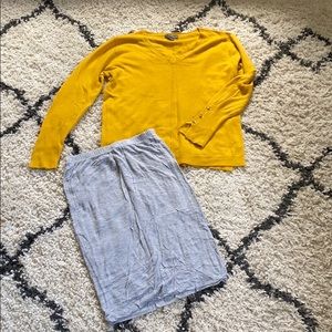 V-neck long sleeve sweater women’s